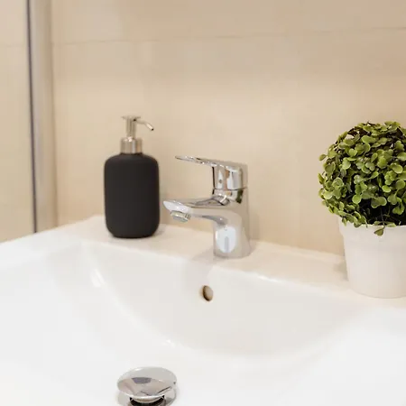 Grosslingova Old Town Retreat شقة براتسيلافا