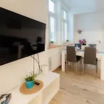 Apartment Grosslingova Old Town Retreat